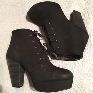 Black Steven Madden boots, size 8.5